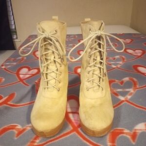 So Me ankle high boot heels